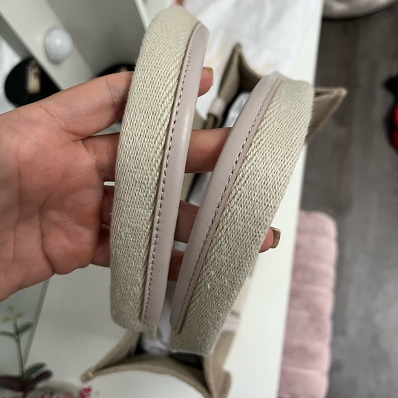 Brand new CHLOE BAG! - Picture 3 of 9